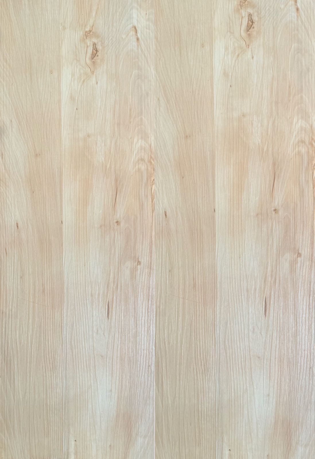 Виниловый ламинат KWG Antigua Яблоня Натур 915х305х9,8 мм (1,6744 м2/упак) Виниловый ламинат KWG Antigua Яблоня Натур 915х305х9,8 мм (1,6744 м2/упак)